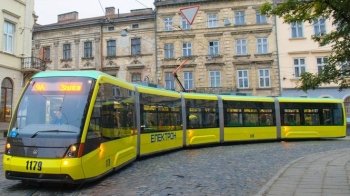 Львів’ян кличуть навчатися кермувати трамваєм