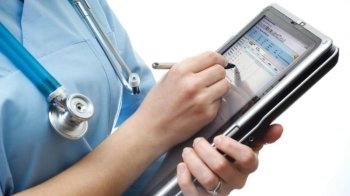 Україна перейшла на е-лікарняні: все, що треба про них знати