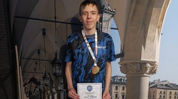 13-річний спортсмен з Шептицького здобув дві медалі на міжнародному турнірі з дартсу