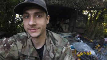 «Це війна»: львівський доброволець розповів історію підбитих росіянами БМП Bradley