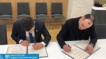 Україна та США підписали Меморандум про транспортне співробітництво