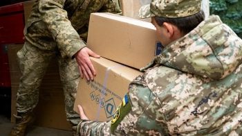 Уряд дав можливість ввозити військові товари через усі пункти пропуску