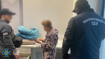 Українська консулка допомагала нелегалам з країн Азії переїхати до ЄС транзитом через Україну