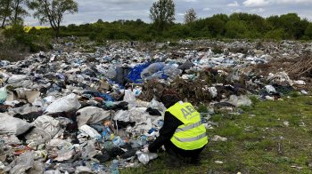 Чергове сміттєзвалище на Львівщині забруднює ґрунт: триває розслідування