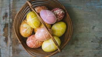 Україна святкує Великдень: історія свята, звичаї та традиції