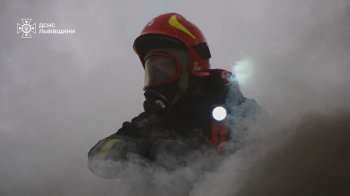 Пожежники врятували 89-річну жінку з палаючої квартири в Моршині