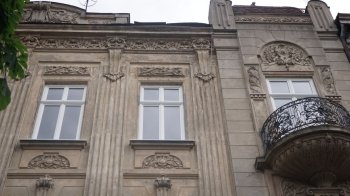 Вперше у історичній львівській кам'яниці встановили автентичні вікна у співфінансуванні з міськрадою