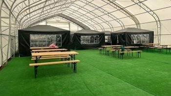 У Мостиськах розгорнули наметове містечко для переселенців