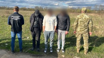 Мешканець Львівщини за 10 тис. доларів хотів переплисти Тису для втечі за кордон