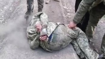 Жорстоке поводження з полоненими