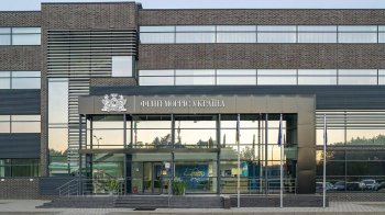 "Філіп Морріс в Україні" вивела на планову потужність нову фабрику у Львівській області