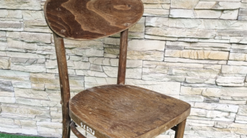 На Львівщині чоловік до смерті забив стільцем знайомого