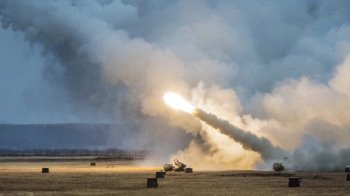 Американські РСЗВ "HIMARS" уже в Україні — міністр оборони Резніков