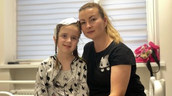 У Львові лікарі видалили праву півкулю мозку у восьмирічної дівчинки