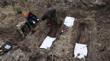 На Личаківському цвинтарі розпочали ексгумацію давніх поховань військових: що планується зробити