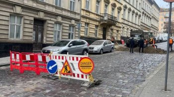 У Львові тимчасово перекрили вулицю через витік газу