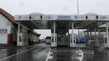 Угорські перевізники протестуватимуть на українському кордоні Угорські перевізники протестуватимуть на українському кордоні