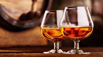 Веде бізнес в Росії: найбільшу в світі алкогольну компанію внесли до переліку міжнародних спонсорів війни