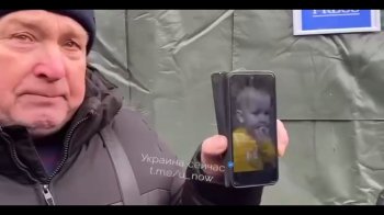 «Оце Росія знайшла “Бандеру”»: дідусь з Дніпра показав відео з онуком, якого вбила ракета РФ у багатоповерхівці