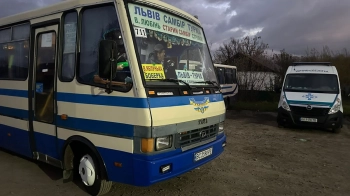 Перевізника на Львівщині оштрафували за випуск автобуса без документів