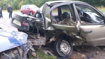Поблизу Львова сталася масштабна ДТП: травмувалися троє дорослих та 10-річна дитина