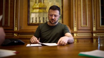 Зеленський вніс до Ради законопроєкт про НАБУ та САП