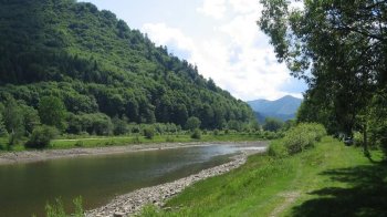 На Стрийщині розслідують незаконну передачу земель у прибережній смузі