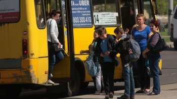 У Львові призупини безкоштовний проїзд школярів у автобусах на період канікул