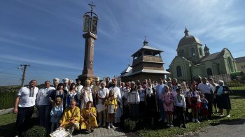 На Львівщині освятили перший в Україні пам’ятник наданню Томоса