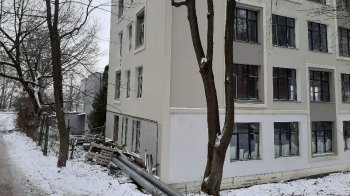 Майно “Львівдіпронафтохіму” на вул.Золотій,8