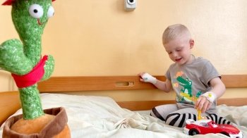 Ходив лише у ходунках чи за руку: у Львові нейрохірурги прооперували трирічного хлопчика з ДЦП