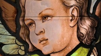 Відреставрований 130-річний вітраж повернуть до храму святого Іоана Золотоустого у Львові