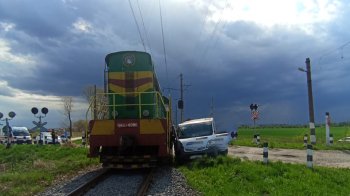 Водія на Львівщині оштрафували за зіткнення з потягом