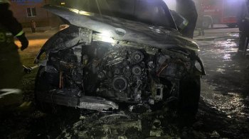 У Сокільниках загорілась припаркована машина