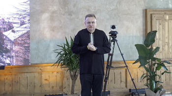 Річний звіт Садового: подія через призму прозорості