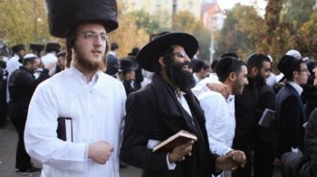 Паломників-хасидів закликали цьогоріч не їхати в Україну