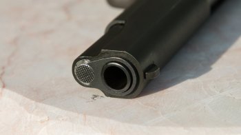 Мешканця Шептицького увʼязнили за стрілянину біля магазину