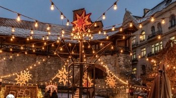 Сучасні колядки: добірка різдвяних пісень