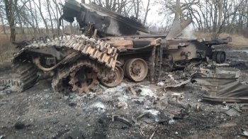 За добу українські захисники ліквідували 980 росіян та знищили кілька десятків ворожої техніки