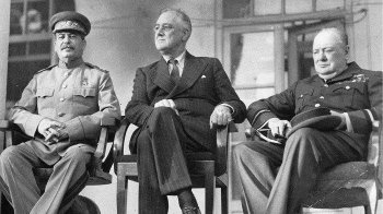 Від жандарма демократії до рейдера