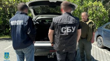 Лісничого на Львівщині викрили регулярних хабарях за продаж деревини