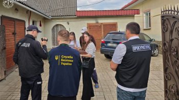 На Львівщині викрили посадовицю освіти, що завдала мільйонні збитки
