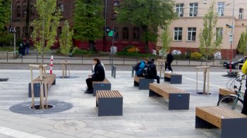 Львів’яни обурились, бо на перехресті Чупринки-Бандери не встановили обіцяних зупинок з навісами