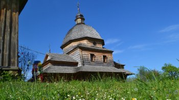 На Львівщині оцифрують одну з найдавніших дерев’яних церков у селі Стара Скварява