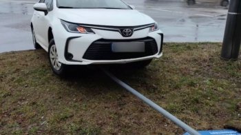 Не зміг обрати правильний шлях: на Сихові 18-річний горе-водій скоїв ДТП