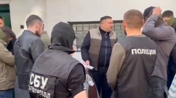 Викритому на хабарництві керівнику самбірського КП вручили ще одну підозру на виході з СІЗО