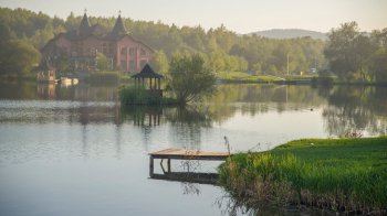 В озері на території відпочинкового комплексу на Львівщині втонула жінка