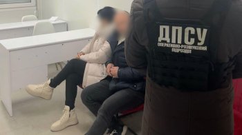 На Львівщині затримали 57-річну жінку, яка допомагала ухилянтові перетнути кордон