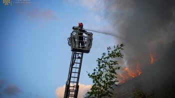 У ДСНС поділились подробицями пожежі на території заводу "ЛАЗ" на Стрийській