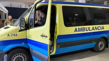Зі Львівщини передали «швидку» та медикаменти для бійців «Азову»